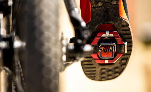 Педали для велосипеда: контактные или платформы (топталки). Что выбрать?